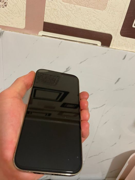 Продам Айфон 14 про