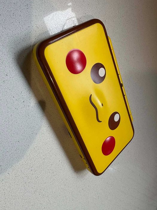 Nintendo 2DS XL - Pikachu Edition + Игри