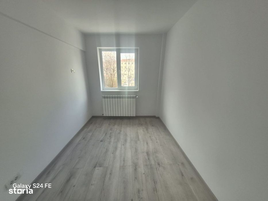 De închiriat apartament 3 camere – zona aleea tiparului