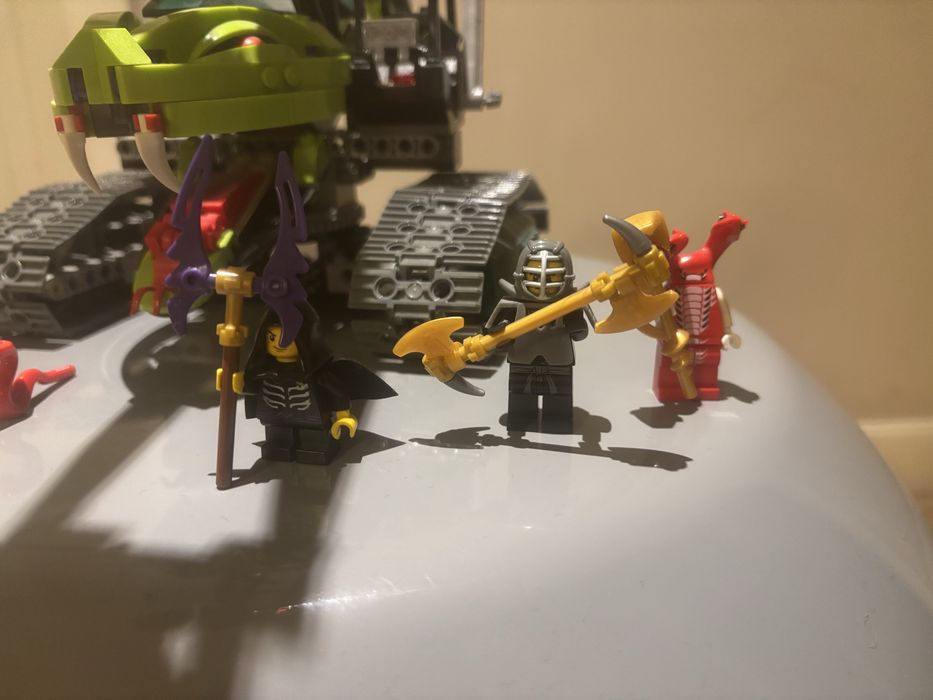 Lego Ninjago 9457 Fangpyre Wrecking Ball