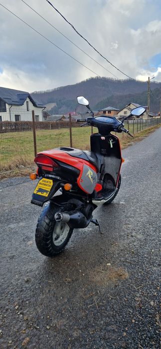Vând scuter Aprilia rally 50 cc