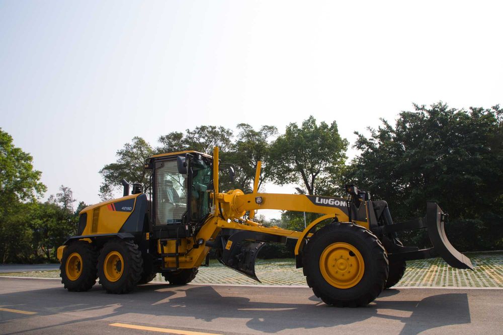 Продам автогрейдер LiuGong