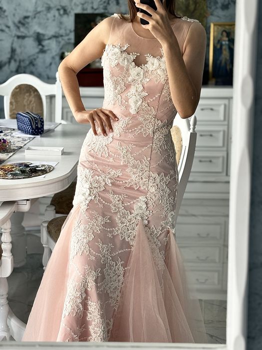 Rochie ocazie cusuta la comanda