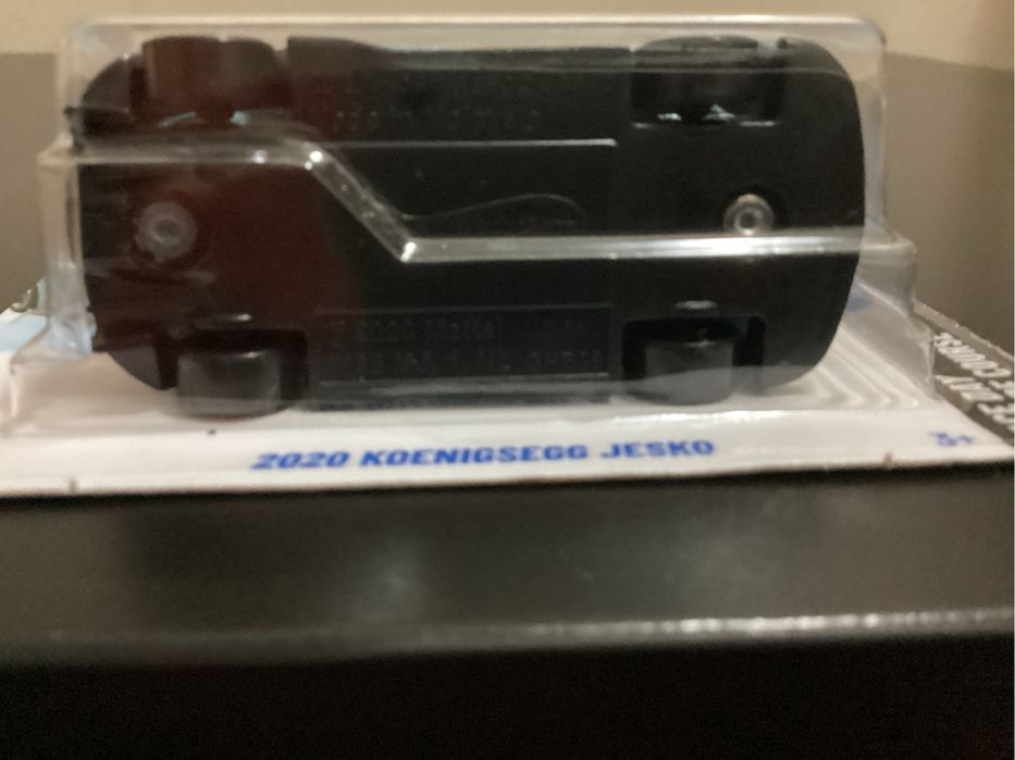 Hot wheels количка (KOENIGSEGG JESKO)