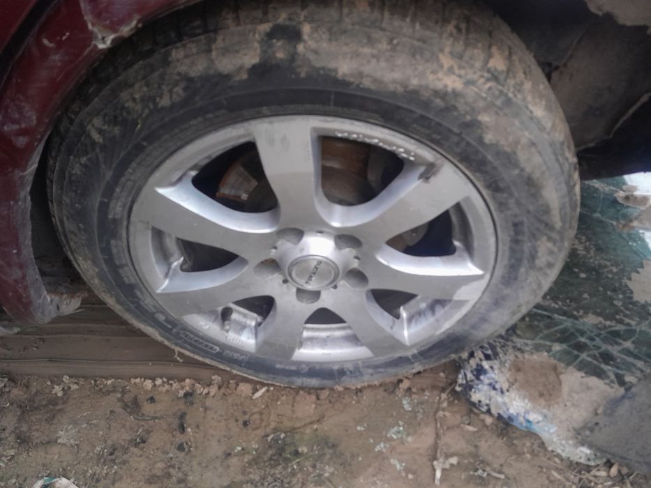 Мазда 626 кронс  запчасть