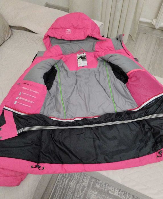 Зимний комбинезон женский