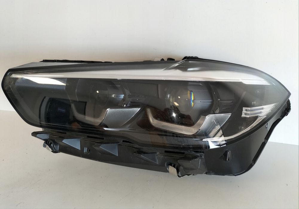 Ляв десен лед фар фул лед адаптив  бмв Г05 Г06 BMW X5 G05 X6 G06  FULL LED ADAPTIVE EUROPA 948178303 948178403