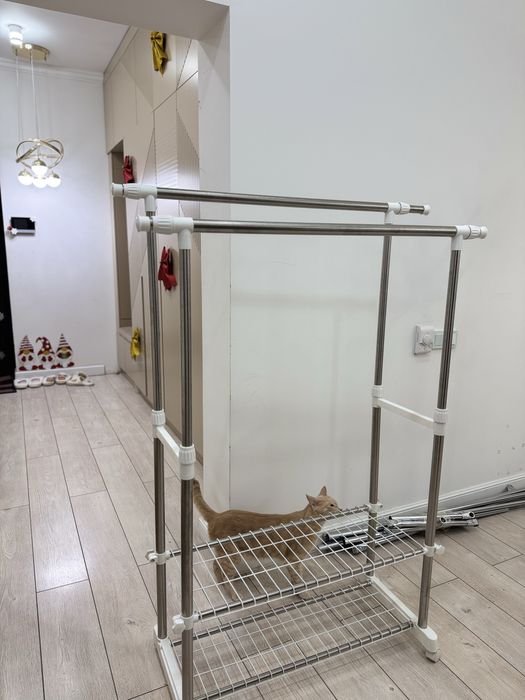 Напольная вешалка