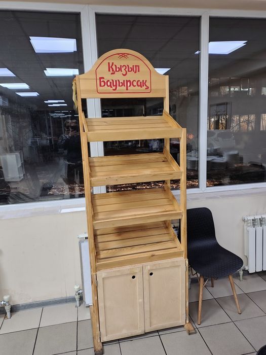 Витрины из дерева