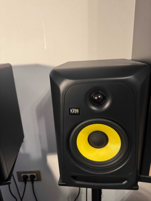KRK Classic 7 set boxe de studio monitor + standuri, ca noi, impecabil