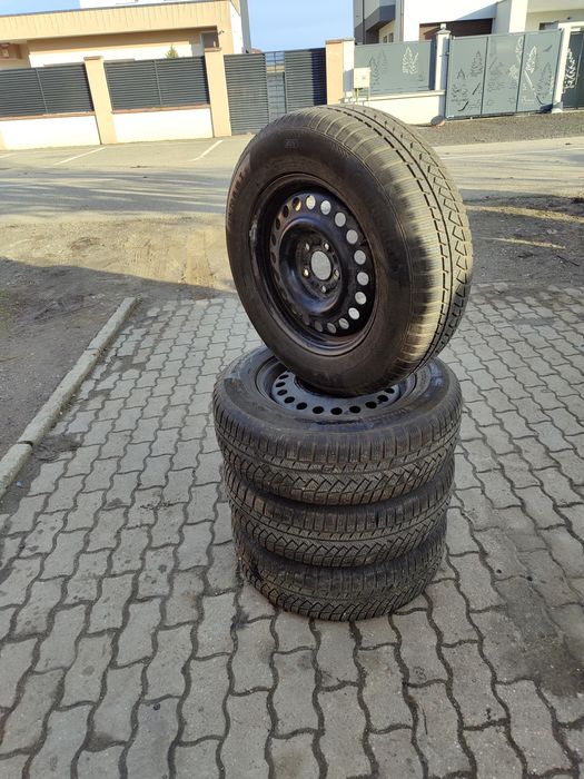 Vând Roți 215 70 R16  Mazda , KIA, Toyota, Nissan , Honda