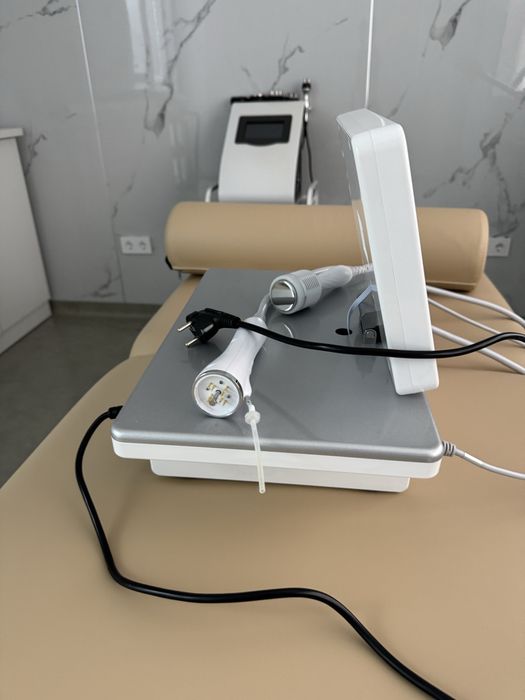 Косметологичесикй аппарат игольчатый RF