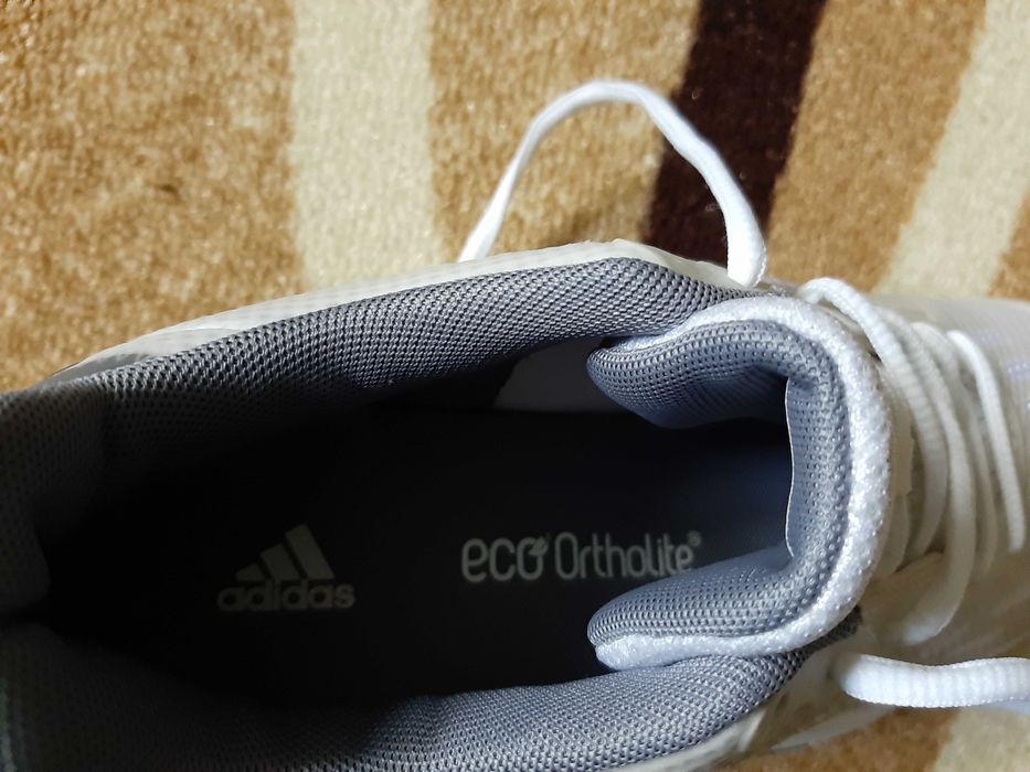 Women Adidas Trainers 5 Brand New (Женски) EU: 38 , UK: 5