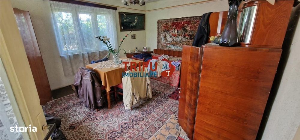 Casa veche de vanzare zona Centru
