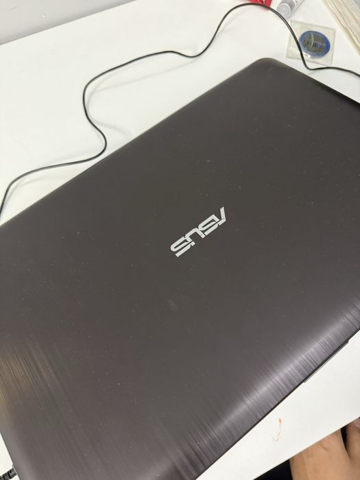 Ноутбук asus x540n