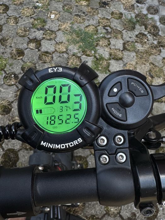 Ел. Тротинетка MiniMotors "Bluetran Lightning"