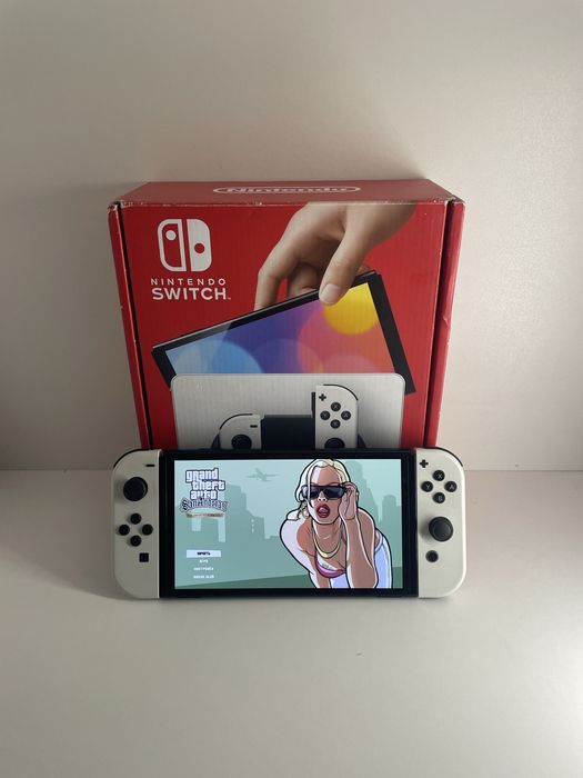 Продам Nintendo switch oled