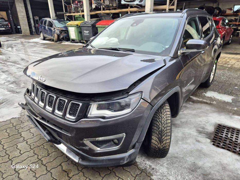 Jeep Compass 1.6D* LIMITED* EURO6D*