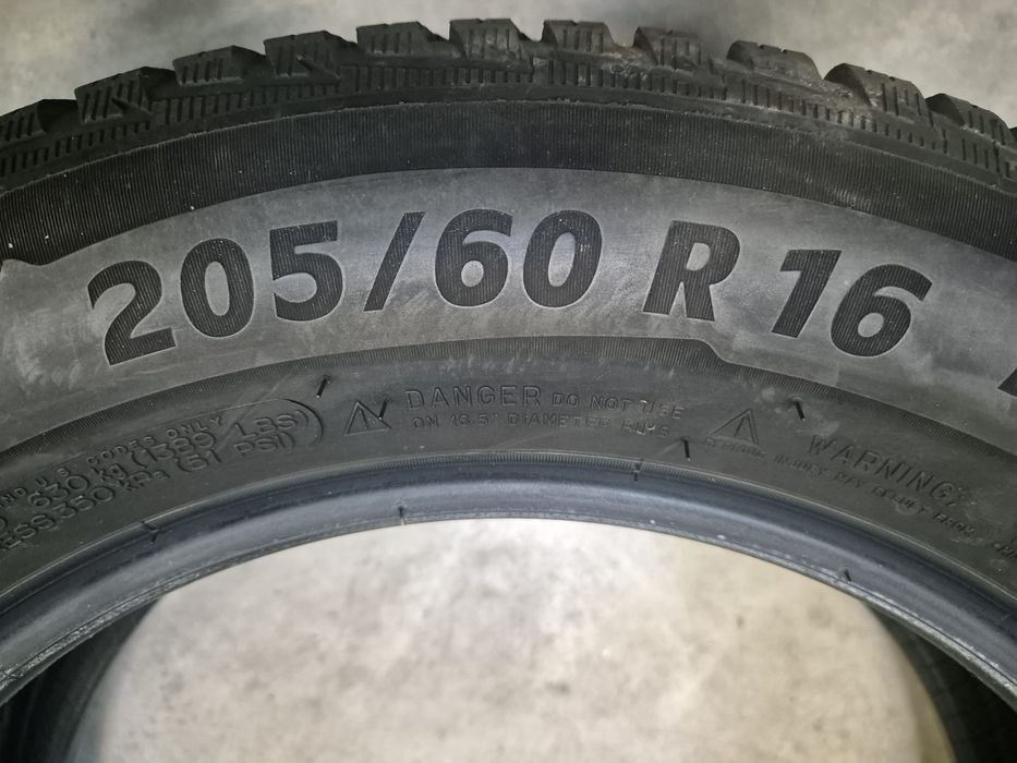 4 anvelope iarna Michelin 205 60 16 stare foarte buna