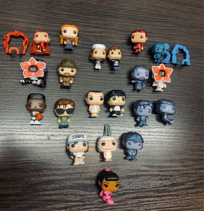 Kinder Joy , Очень странные дела