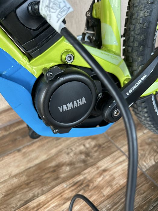 Vind bicicleta electrica Yamaha cu dimensiunea 29la roti