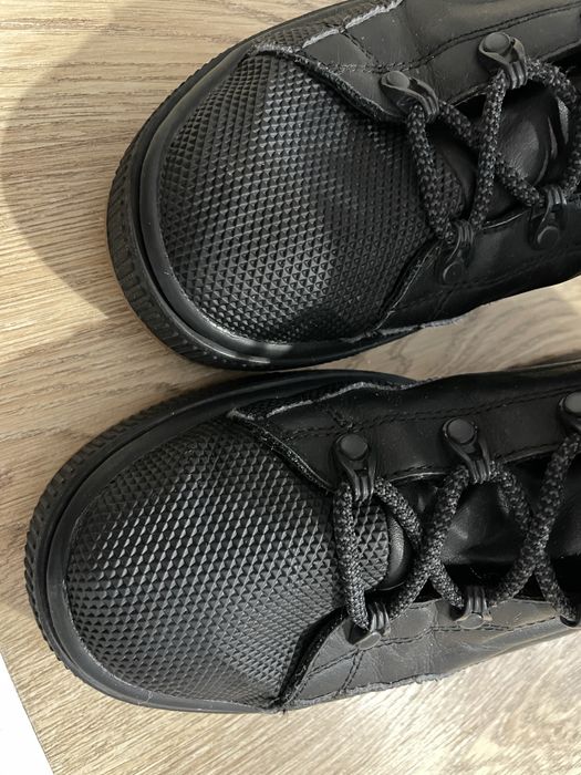 Vând ghete unisex Puma, marimea 40.5