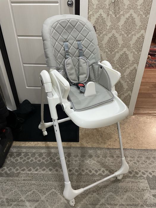 Стульчик для кормления детский