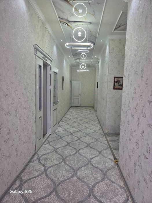 продаю дом в г Джизаке 5 соток.