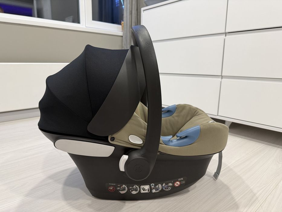 Детско столче  за кола Cybex aton m i size gold