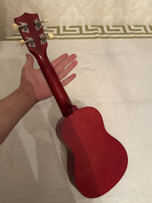 Укулеле музыкальный инструмент