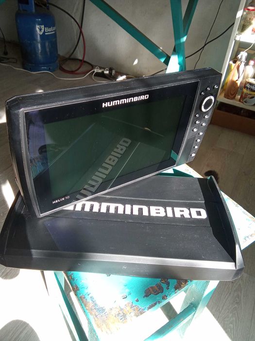 Sonar Humminbird helix 10 +card Navionics