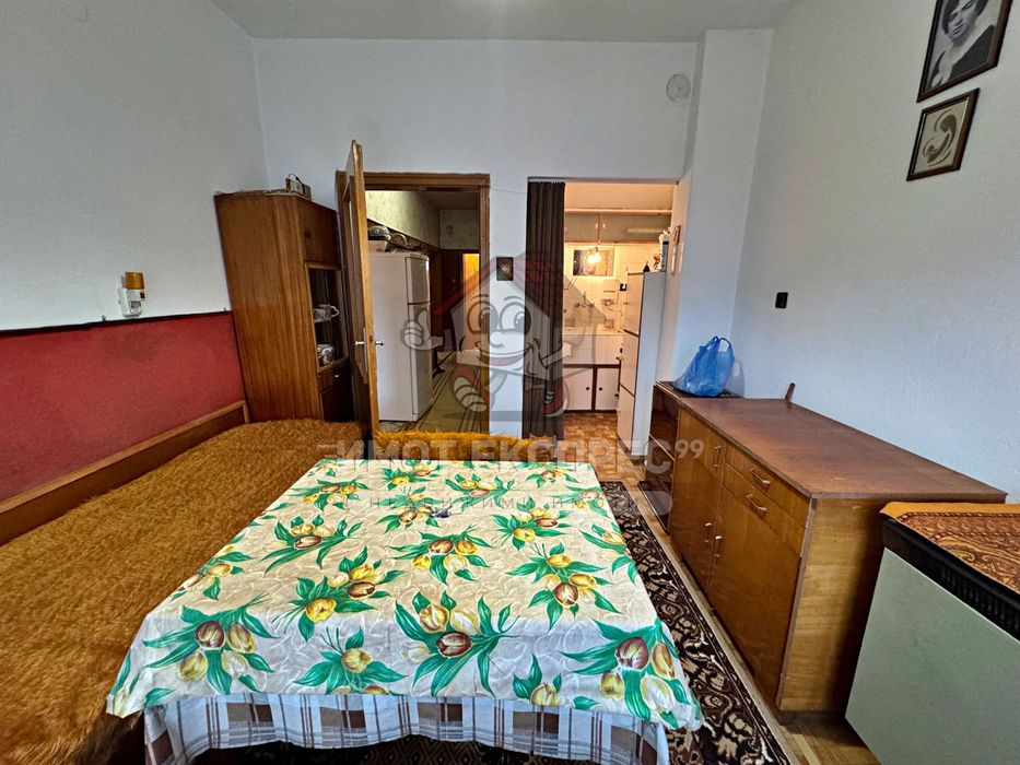 Дава се под наем Тристаен апартамент в Асеновград - 90 кв.м за 306 € - Снимка #4