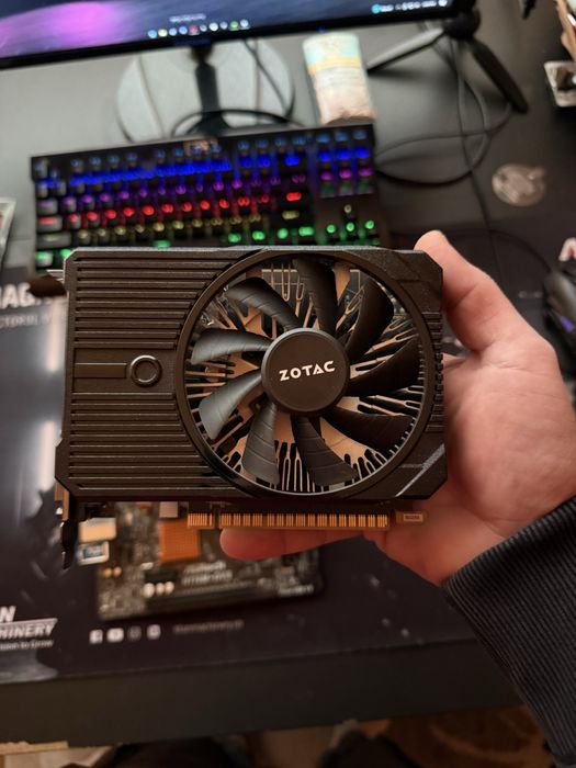 Kit GAMING intel i5 7400 si nVIDIA GTX1050