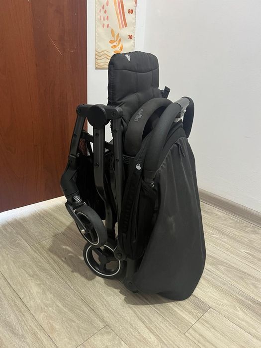 Продам коляску прогулочную
