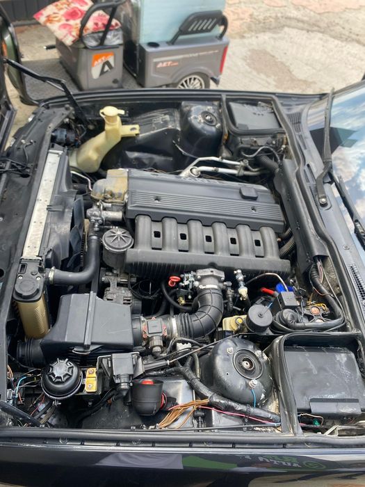 Разбор.BMW E34 series есть всё имеется Гарантия отправка по всему Каза
