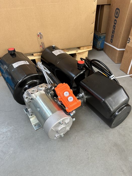 Pompa basculare autoutilitara 7.5 tone