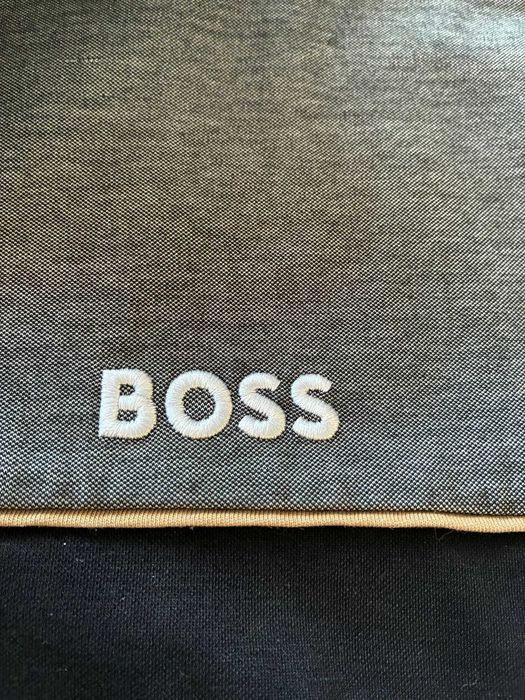 Hanorac Boss marimea M