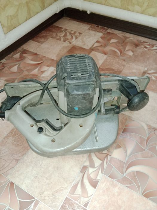 Продам пчелку по дереву