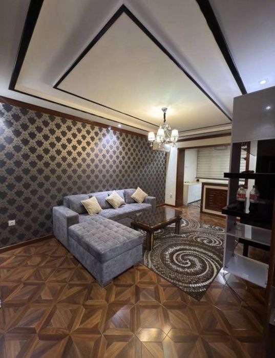 Срочно! Квартира на С.Азимова 2/3/4 общ пл 62м/77 серия