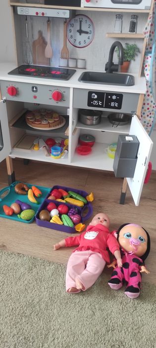 Bucatarie, ambulanta Barbie, carut bebe