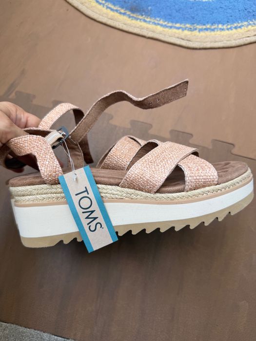 Сандали Toms размер 8/38