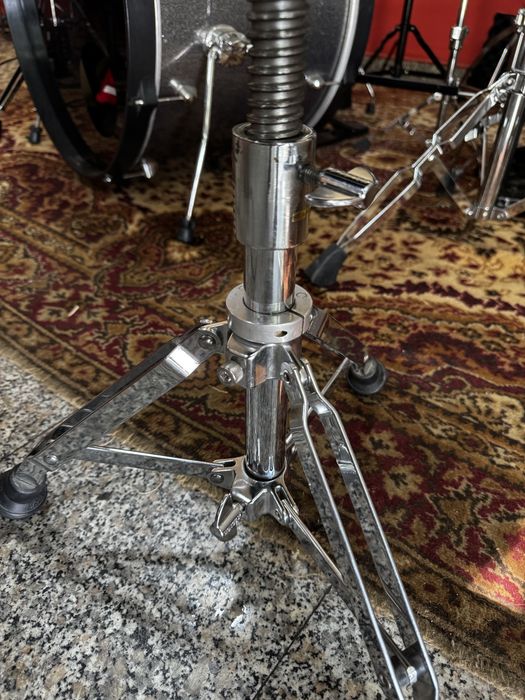 Стол за барабани Sonor