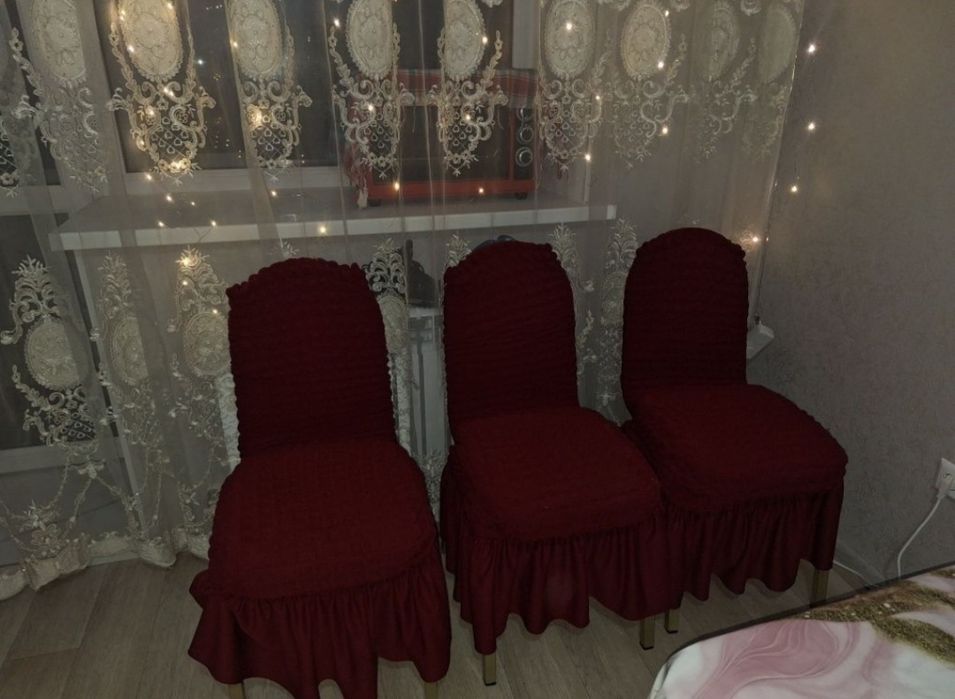 Продам стол и стулья