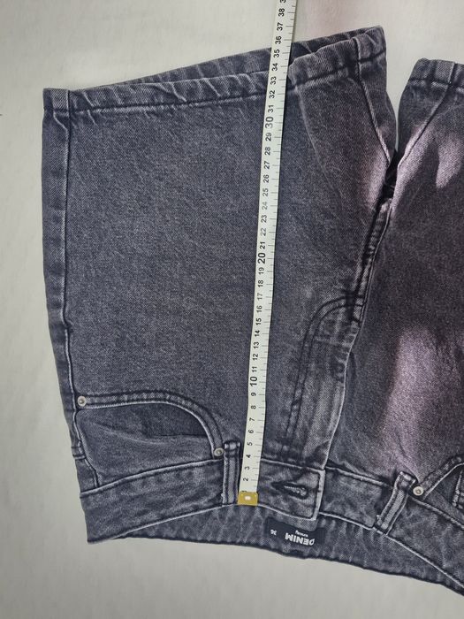 Pantaloni scurți femei