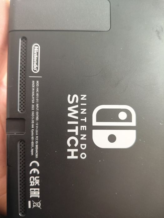 Vând Nintendo Switch