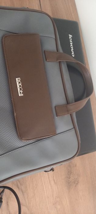 Ноутбук Lenovo рабочий с программой