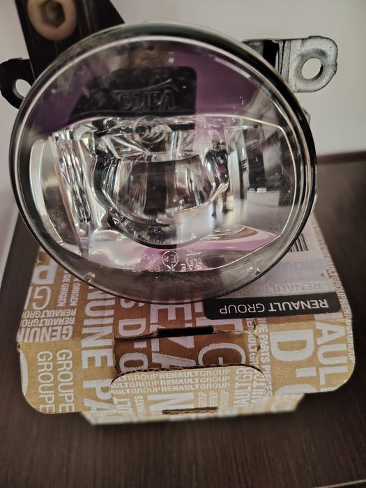 Vând proiector Renault Kadjar