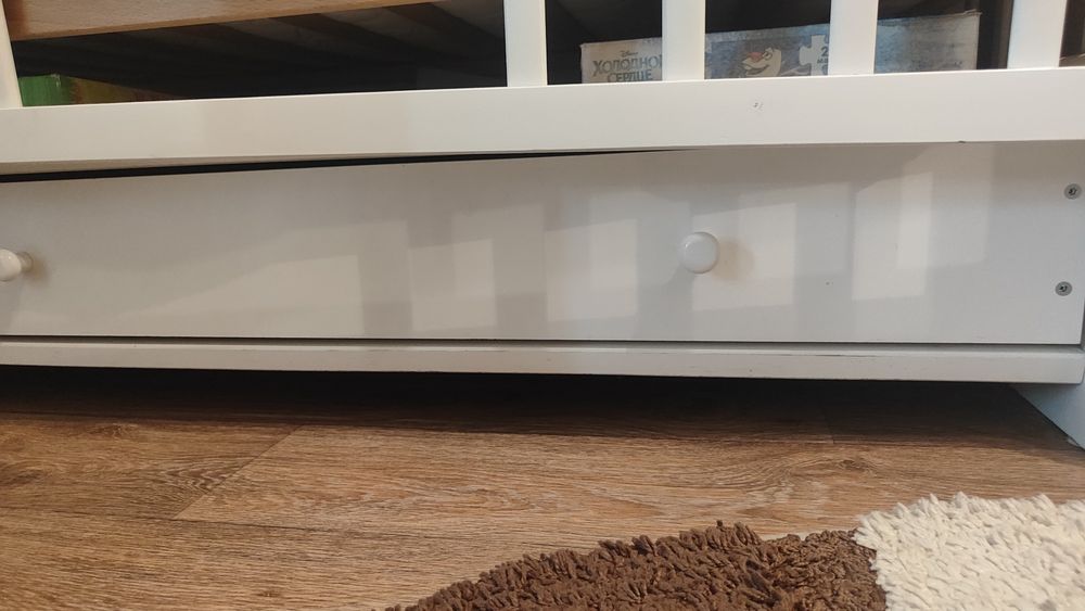 Продам манеж с матрасом