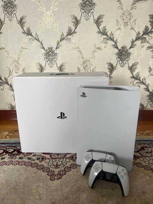 Плейстейшн 5 2 джойстик с игры