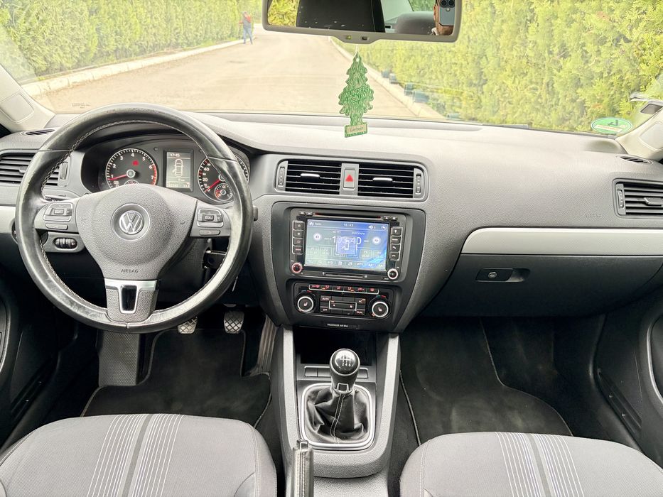 VW Jetta 2012 Match 1.4 tsi 122 cp euro5